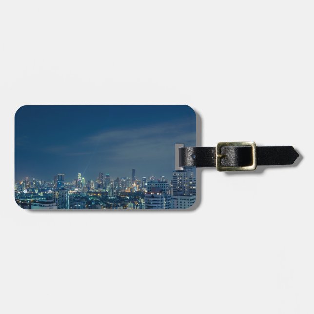Etiqueta Para Maletas Skyline de Bangkok con panorama nocturno (Frente Horizontal)