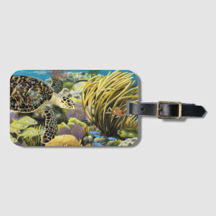 Etiqueta Para Maletas Tortuga de mar de Hawksbill sobre una camiseta del