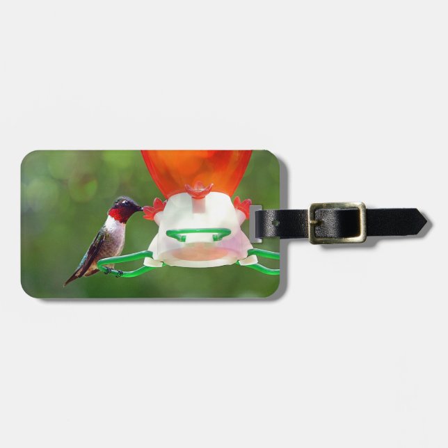 Etiqueta Para Maletas Un colibrí con trompetas de rubí (Frente Horizontal)