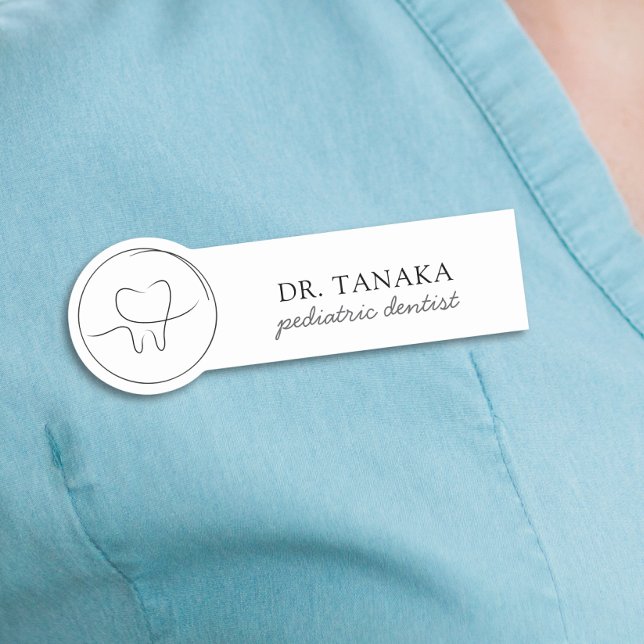 Etiqueta Para Nombres Dentista Pediatra Minimalista (Subido por el creador)