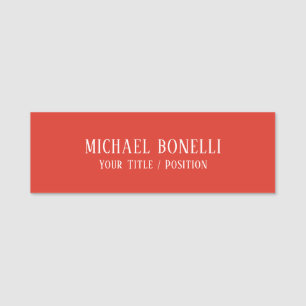 Etiqueta Para Nombres Fuente serif elegante color rojo clásico minimalis