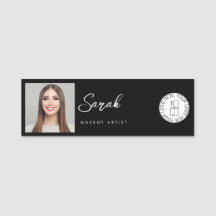 Logotipo en blanco y negro para artista de maquill