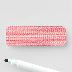 Etiqueta Para Nombres un fondo rojo y blanco con un patrón