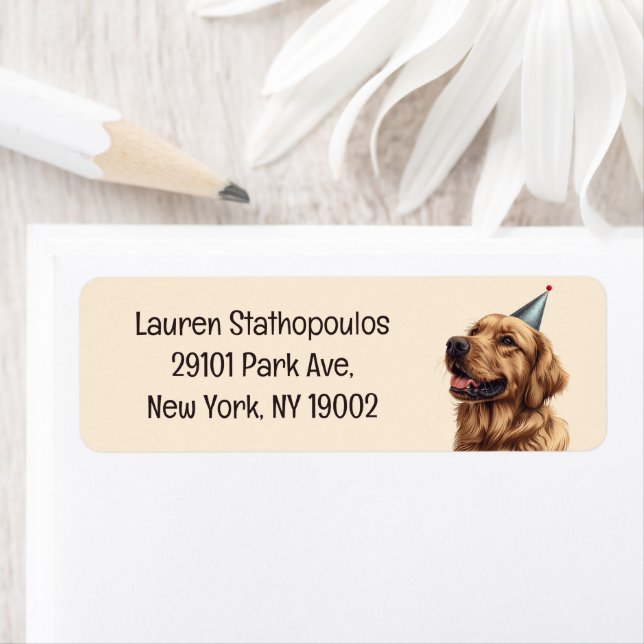 Etiqueta Perro de la recuperación dorada del cumpleaños (In situ)