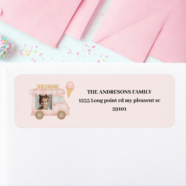 Etiqueta Personalized Pink Ice Cream Truck Birthday (Subido por el creador)