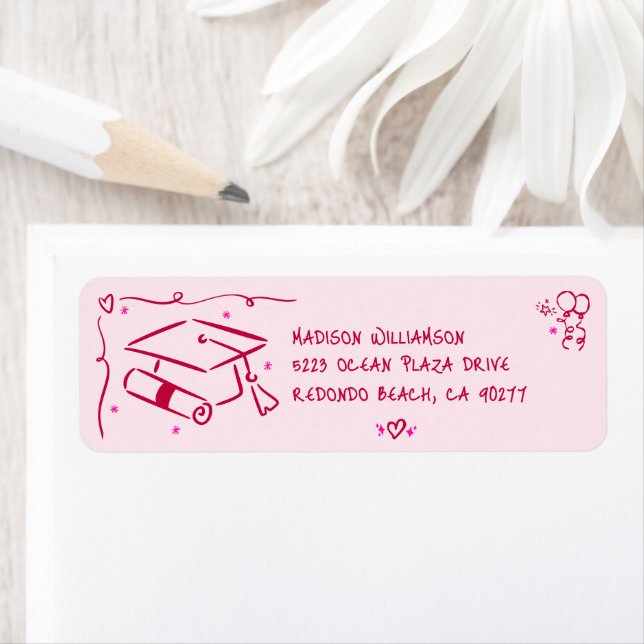 Etiqueta Pink Red Hand Drawn Doodles Graduation Cap Address (In situ)