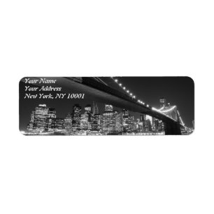 Etiqueta Puente de Brooklyn en la noche, New York City