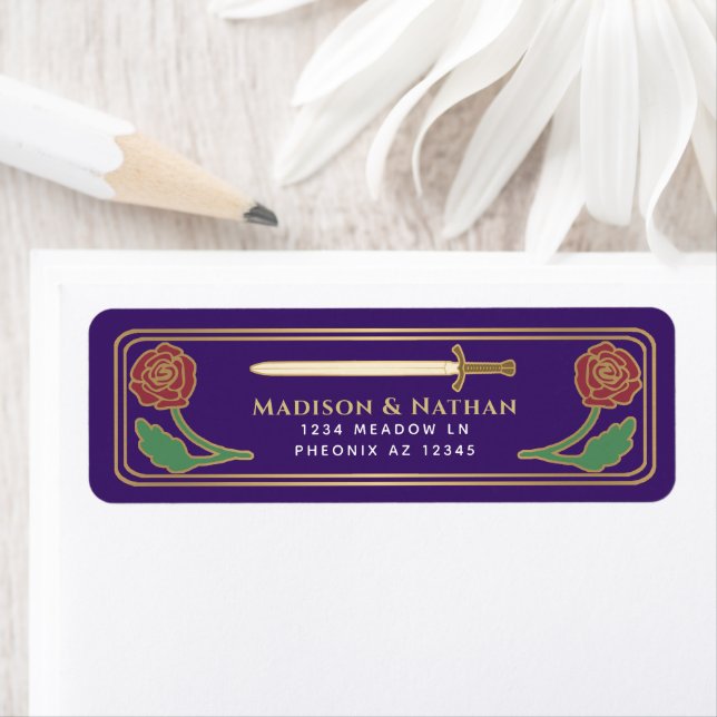 Etiqueta Purple Medieval Fantasy Gold Sword Wedding Label (In situ)