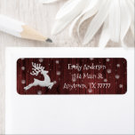 Etiqueta Red Rustic Christmas Reindeer Address Label<br><div class="desc">Add a cute touch to your outgoing Christmas cards this holiday season with this festive Red Rustic Christmas Reindeer Return Address Label. Address label design features a red rustic wooden background with a Christmas reindeer adorned with falling snowflakes and space to personalize with your name and address. Additional gift and...</div>