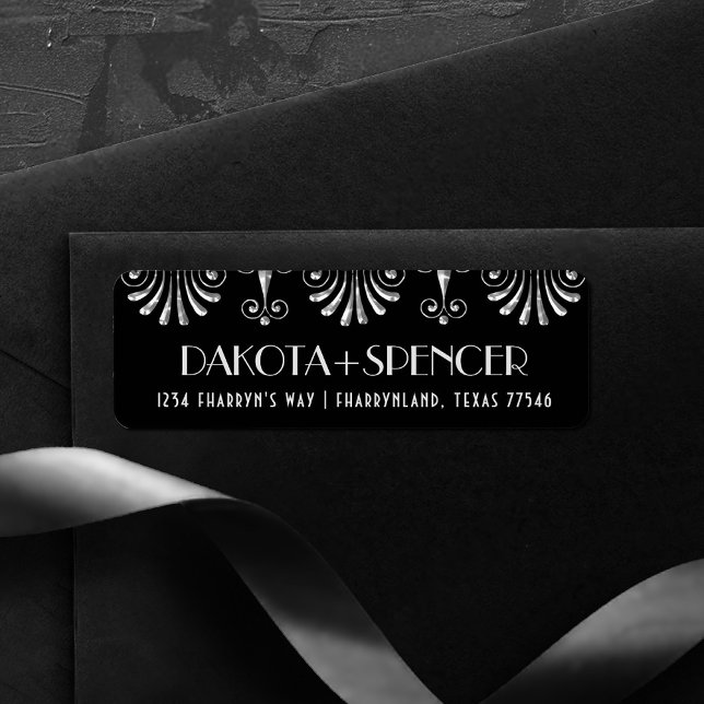 Etiqueta Roarin 20's Silver sobre dirección Art Deco Negro  (Subido por el creador)