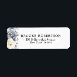 Etiqueta Silver Grey Ivory Floral Winter Return Address<br><div class="desc">Elegant floral winter return address label features elegant grey ,  ivory and silver watercolor flower bouquet frosty-hued greenery. Please contact me for any help in customization or if you need any other product with this design.</div>