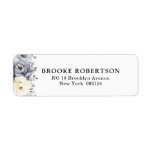 Etiqueta Silver Grey Ivory Floral Winter Return Address<br><div class="desc">Elegant floral winter return address label features elegant grey ,  ivory and silver watercolor flower bouquet frosty-hued greenery. Please contact me for any help in customization or if you need any other product with this design.</div>