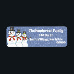 Etiqueta Snowman Family Christmas Return Address Labels<br><div class="desc">A snowman family makes up these fun Christmas return address labels. Customizable so you can add your own text and change the background color. Bring in the holidays with this festive design.
christmas return address labels,  mail,  christmas cards,  snow</div>