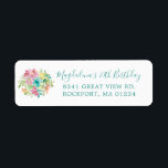 Etiqueta Summer Floral 70th Birthday Return Address<br><div class="desc">Añade un toque de bonito a tu sobre de invitación de cumpleaños número 70. A la izquierda hay un ramo de flores de acuarela de verano. Un tipo de letra de guión clásico permite a la gente conocer la ocasión especial. Un tipo de letra tradicional agrega la dirección.</div>