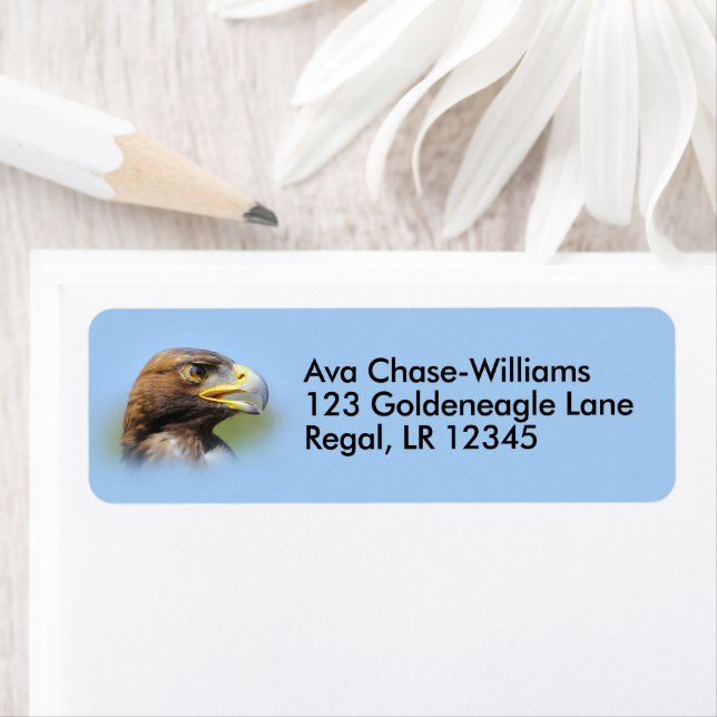 Etiqueta Visión de una bella joven águila dorada (In situ)