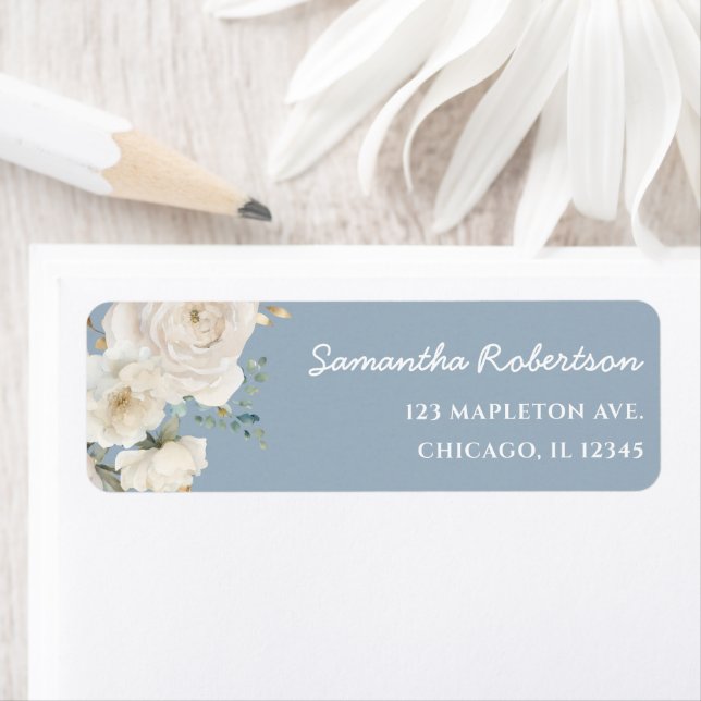 Etiqueta White floral dusty blue elegant bridal baby shower (In situ)