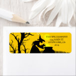 Etiqueta Wicked Witch Silhouette Halloween Return Address<br><div class="desc">A wicked witch and her cauldron,  picket fence and bare tree silhouetted against a spooky sky,  these Halloween return address labels are fun for your invitation envelopes. MATCHING items in our store.</div>