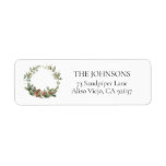 Etiqueta Winter Pine Berry Wreath Return Address Label<br><div class="desc">Introducing our beautiful Winter Pine Berry Wreath Return Address Label! This elegant label is perfect for adding a touch of winter charm to your letters and packages. The winter wreath design is festive and inviting, with its lush greenery, pine cones and red berries. The typography adds a touch of luxury,...</div>