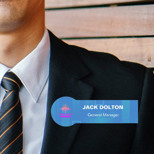 Etiquetas de nombres de empleados con logotipo Per