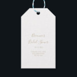 Etiquetas de regalo de ducha Minimalista simple de<br><div class="desc">Estas etiquetas doradas,  simples y minimalistas,  de regalo de la ducha de novia son perfectas para una moderna ducha nupcial. El diseño,  sencillo y elegante,  presenta una tipografía de escritura clásica y elegante en oro.</div>