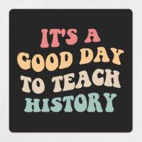 Es Un Buen Día Para Enseñar Historia II