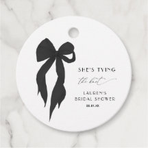 Black Bow está atando la ducha nupcial