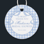 Etiquetas Para Recuerdos Blue Gingham Coquette Bow Bridal Shower Circle<br><div class="desc">A charming blend of classic and coquette, this pastel gingham party collection brings a soft, preppy touch to your celebration. Featuring delicate gingham patterns paired with sweet bow accents, each piece is designed to create a light, feminine, and effortlessly polished party aesthetic. Perfect for showers, birthdays, and garden-inspired gatherings, this...</div>