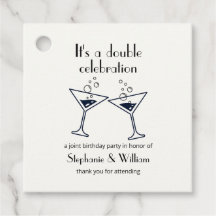 Cumpleaños conjunto de la celebración doble blanca