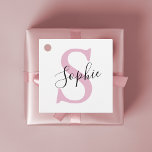 Etiquetas Para Recuerdos Nombre personalizado moderno Monograma rosa<br><div class="desc">Nombre personalizado moderno Monograma rosa</div>