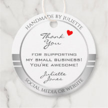 Paquete de productos en blanco y plateado de noved