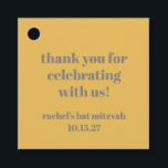 Etiquetas Para Recuerdos Personalizado Gris Amarillo Negrita Cute Bat Mitzv<br><div class="desc">Esta etiqueta personalizada de Bat Mitzvah está diseñada en un audaz amarillo mostaza con una tipografía gris minimalista, proporcionando un toque moderno y elegante a los conservadores de eventos. Con un sincero mensaje de "¡gracias por celebrarlo con nosotros!", la etiqueta se personaliza más con el nombre del festejo de Bat...</div>