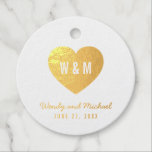 Etiquetas Para Recuerdos Relieve metalizado Monograma Boda cardíaco<br><div class="desc">La etiqueta moderna de Relieve metalizado en monograma de boda con un corazón. Personalízalo reemplazando el texto del marcador de posición con sus detalles. Para obtener más opciones, como cambiar el tipo de letra y su tamaño, haga clic en el botón "Personalizar". *Tenga en cuenta que la marca de agua...</div>