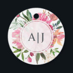 Etiquetas Para Recuerdos Ruby Pink Peony Boda Botánico Floral<br><div class="desc">Diseño botánico floral de guijarros rosa rubí con flores acuarelas pintadas en melocotón y follaje rosa y verde exuberante sobre un fondo blanco. Simplemente agregue sus iniciales elegantes en monograma. Ideal para añadir un toque personal de moda a tus favores matrimoniales. Si necesita ayuda o productos que coincidan, por favor...</div>