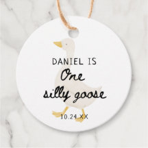 Un favor del primer cumpleaños de Silly Goose