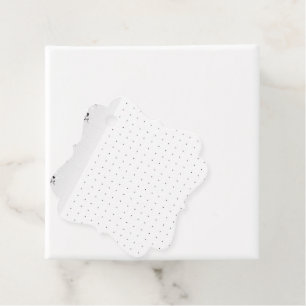 Etiquetas Para Recuerdos Un intrincado diseño floral en blanco y negro