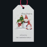 Etiquetas Para Regalos Bonitos gnomos festivos y navidad de los dulces de<br><div class="desc">Una etiqueta de regalo de vacaciones para Navidades muy amados, perfecta para la temporada festiva. Con dos gnomos, uno sentado en una bola de nieve grande, un muñeco de nieve feliz y un árbol de Navidad, el texto del guión de arriba dice "Feliz Navidad". Debajo, en la tipografía moderna se...</div>