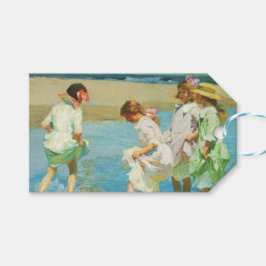 Etiquetas Para Regalos Chicas caminando por el agua en la costa