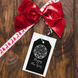 Etiquetas Para Regalos Feliz año nuevo floral en blanco y negro mandala