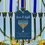 Etiquetas Para Regalos Hanukkah Personalizado de amor y luz Menorah Fiest<br><div class="desc">Personalizado lindo Amor y Luz Hanukkah regalo etiqueta para una familia judía o un fiesta Chanukah con una sinagoga. Personaliza con tu propio apellido o información de grupo en azul bajo la menorah oro de bonito.</div>