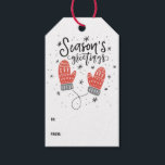 Etiquetas Para Regalos Los saludos de temporada curados de los tirones ro<br><div class="desc">Etiqueta de regalo de vacaciones moderna y festiva con letras a mano,  mitones rojos y patrón de nieve. Esto es parte de una colección de vacaciones "Season's Greetings Red Mitten" (Saludos Red Mitten de temporada). Hay artículos complementarios disponibles.</div>