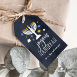 Etiquetas Para Regalos Luces estrelladas | Hanukkah<br><div class="desc">Las etiquetas de regalo de Hanukkah presentan "joyous Hanukkah" con letras blancas en un fondo azul marino acentuado con una menorah iluminada y estrellas blancas,  azules y doradas. Personaliza con tus nombres debajo.</div>