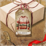Etiquetas Para Regalos Retro Vintage Ugly Sweet Merry Christmas<br><div class="desc">Hermoso ilustracion retro vintage de suéter cálido y feo sobre un fondo retro grunge y marco para un aspecto envejecido o vintage. El diseño presenta una cinta de desplazamiento vintage para su personalización tanto en la parte frontal como en la parte posterior de esta elegante y atemporal etiqueta de regalo...</div>