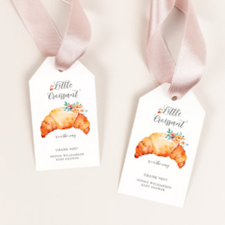 Etiquetas Para Regalos Un Pequeño Croissant Está En Camino De Baby Shower