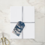 Etiquetas Para Regalos Vintage Christmas, Winter Snow Mountain Paisaje<br><div class="desc">Etiquetas de regalo de Navidad fáciles de personalizar para crear un mensaje personalizado. Ilustracion de época Victorian Era Merry diseño navideño con un paisaje nevado de invierno. Árboles y montañas cubiertas de nieve con un pueblo a lo lejos al amanecer. ¡Felices fiestas y saludos de temporada!</div>