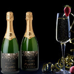 Etiquetas Para Vinos Espumosos Birthday black gold glitter monogram chic<br><div class="desc">For a girly and glamorous 21st (or any age) birthday party with the girls.  A chic black background with faux gold glitter spots.The name is written in a golden color with a modern hand lettered style script. Personalize and a date,  name and age 21.</div>