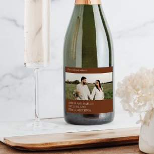 Etiquetas Para Vinos Espumosos Boda con tipografía moderna y elegante