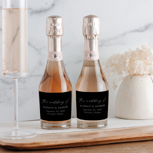 Etiquetas Para Vinos Espumosos Boda Moderna con Letra Elegante en Blanco y Negro