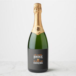 Etiquetas Para Vinos Espumosos Bruja de Halloween Cocina Escoba Rota Diseño_1