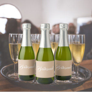 Etiquetas Para Vinos Espumosos Dama de honor de boda con letra estilizada beige