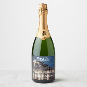 Etiquetas Para Vinos Espumosos Elegante pueblo croata azul por la noche